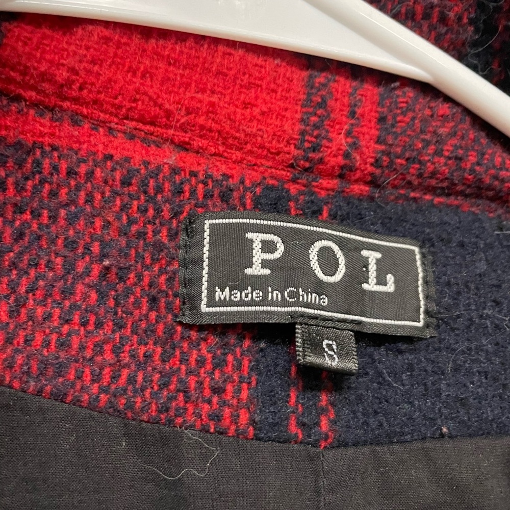 Red coat POL - Picture 3 of 4